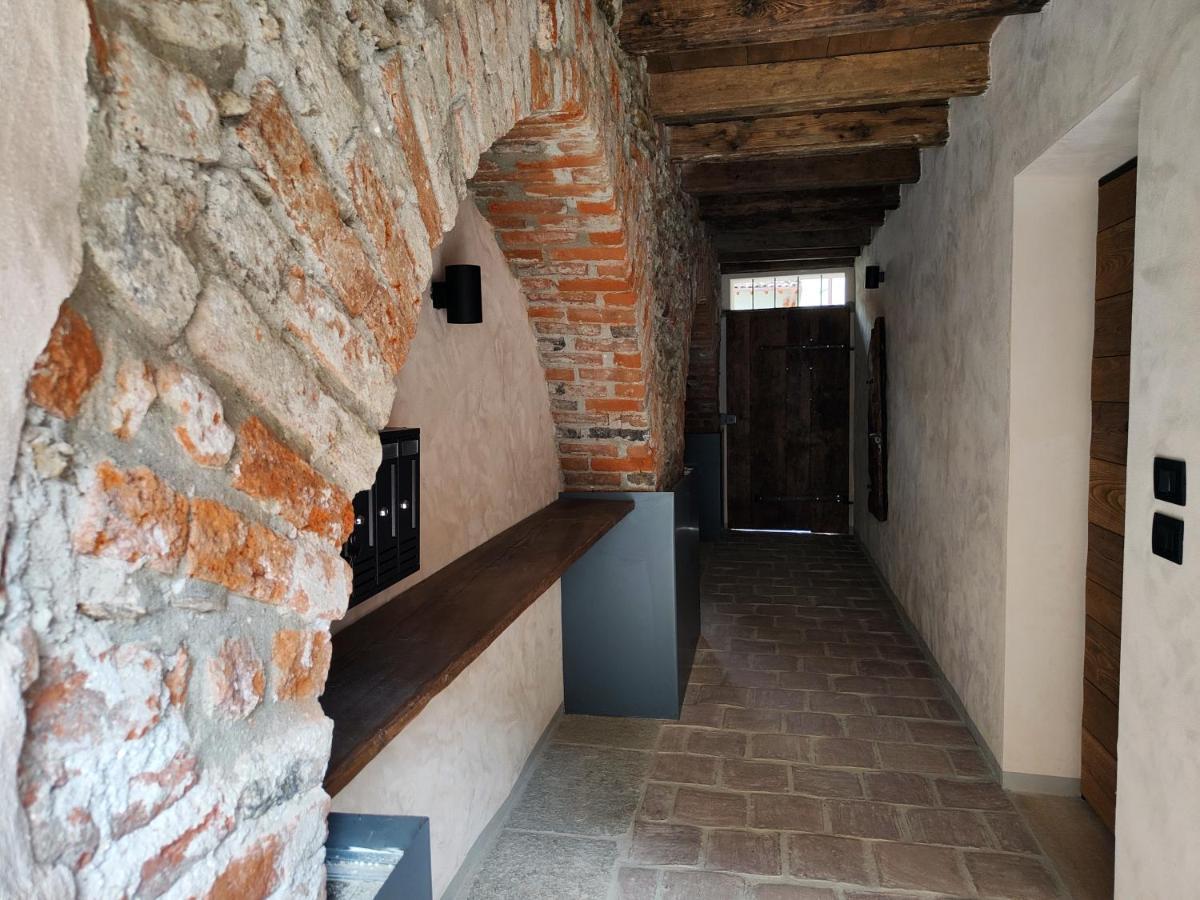 Апартаменты Domus Acaja Пинероло Экстерьер фото